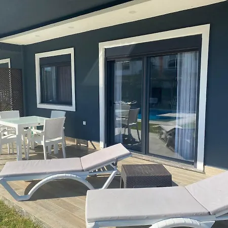 Mali Garden Apartment Side