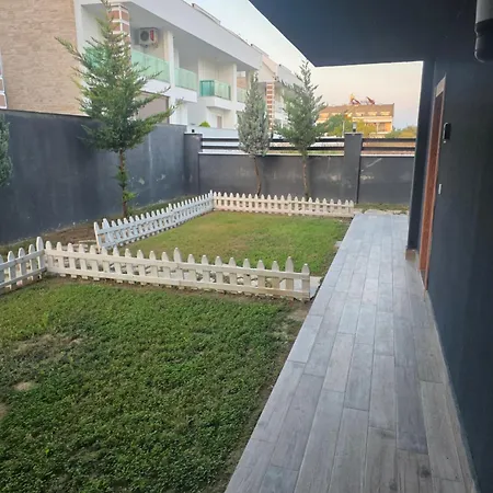 Mali Garden *